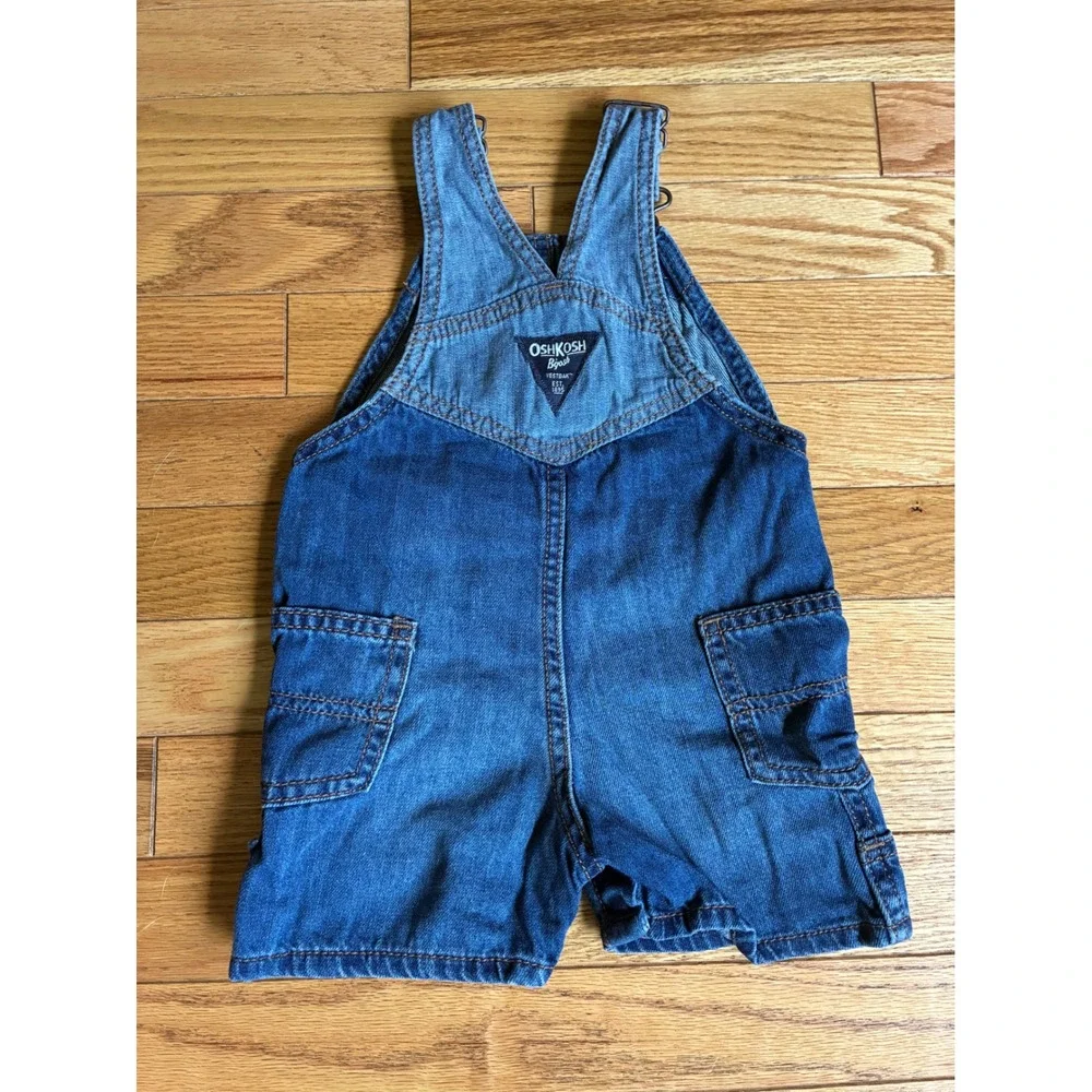 OshKosh Bgosh Toddler Boys Blue Denim Distressed Shortalls Overalls 12 M